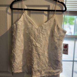 White cotton tank top with dimensional flowers